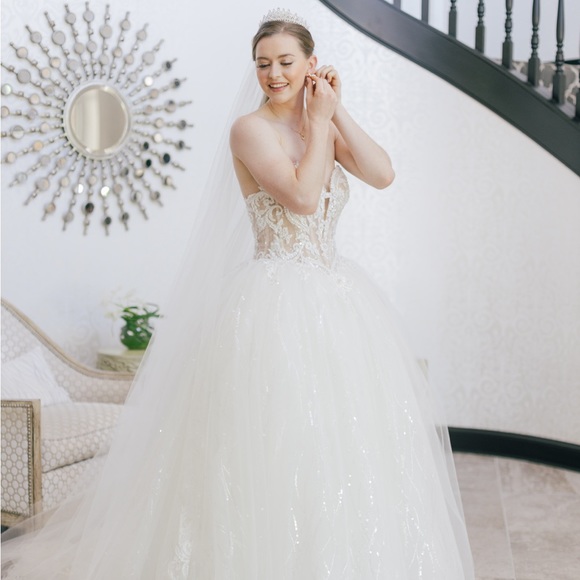Randy Fenoli Antoinette Wedding Dress - Picture 4 of 4